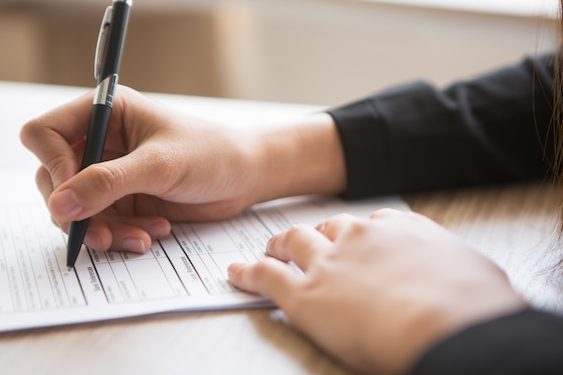 Registro en programa de becas para madres solteras: pasos y requisitos