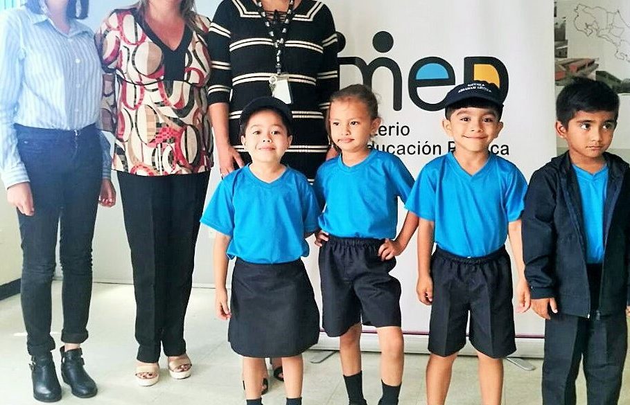 Uniformes de preescolar de excelente calidad para tus pequeños
