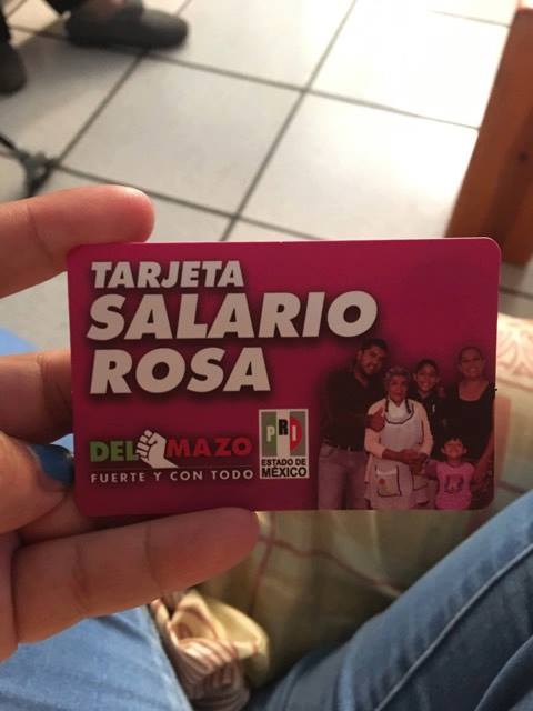 Cómo retirar dinero del salario rosa a través de Telecom