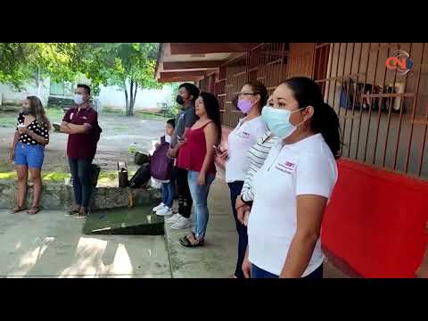 Cómo se le llama a un maestro de CONAFE
