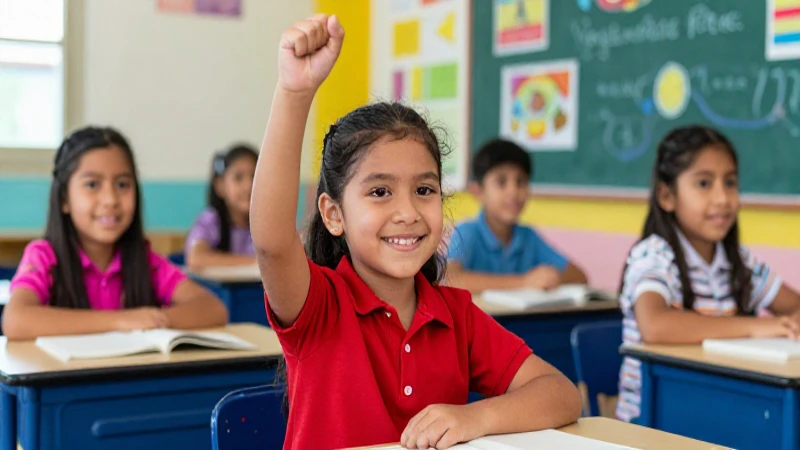 Estudiante mexicano brillante en moderno salón