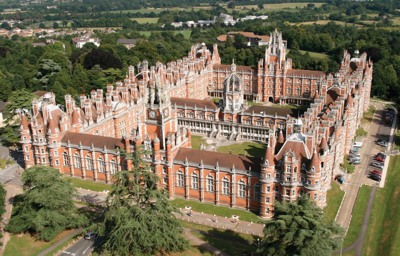 Costos y estudios en la Universidad de Londres: lo que debes saber