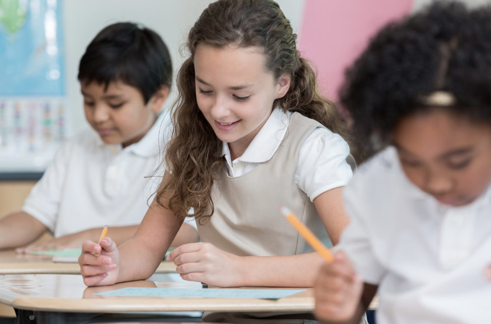 cuales son los requisitos para solicitar una beca en una escuela privada