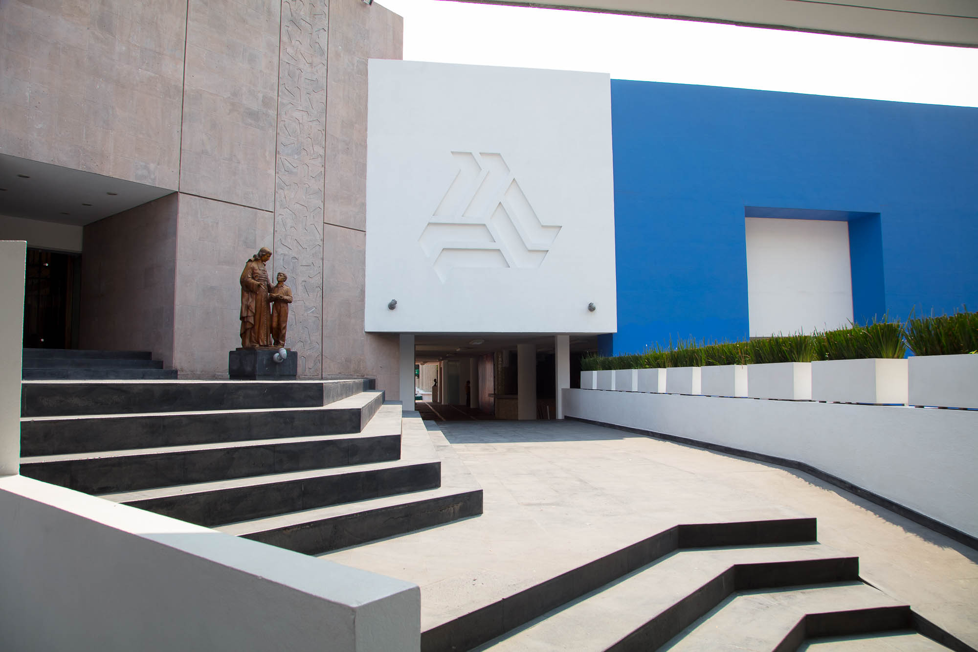 Conoce la ubicación y programas de estudio de la Salle Noroeste