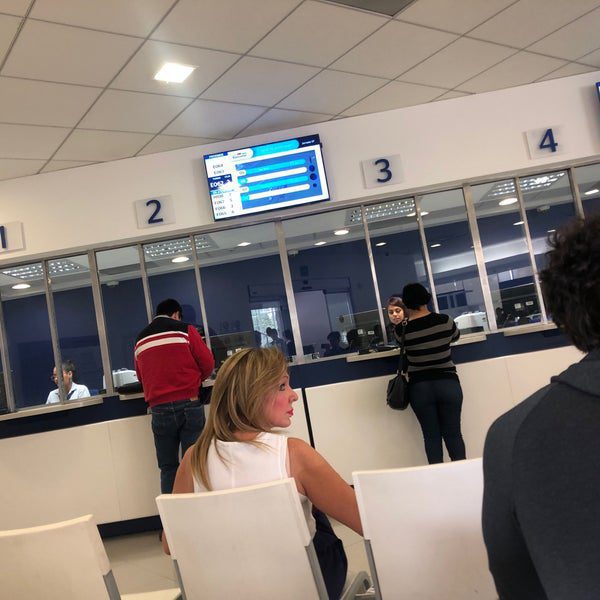 Dirección de la sucursal del BBVA en León, Gto