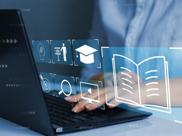 Opciones académicas y empleo en universidades: oportunidades disponibles