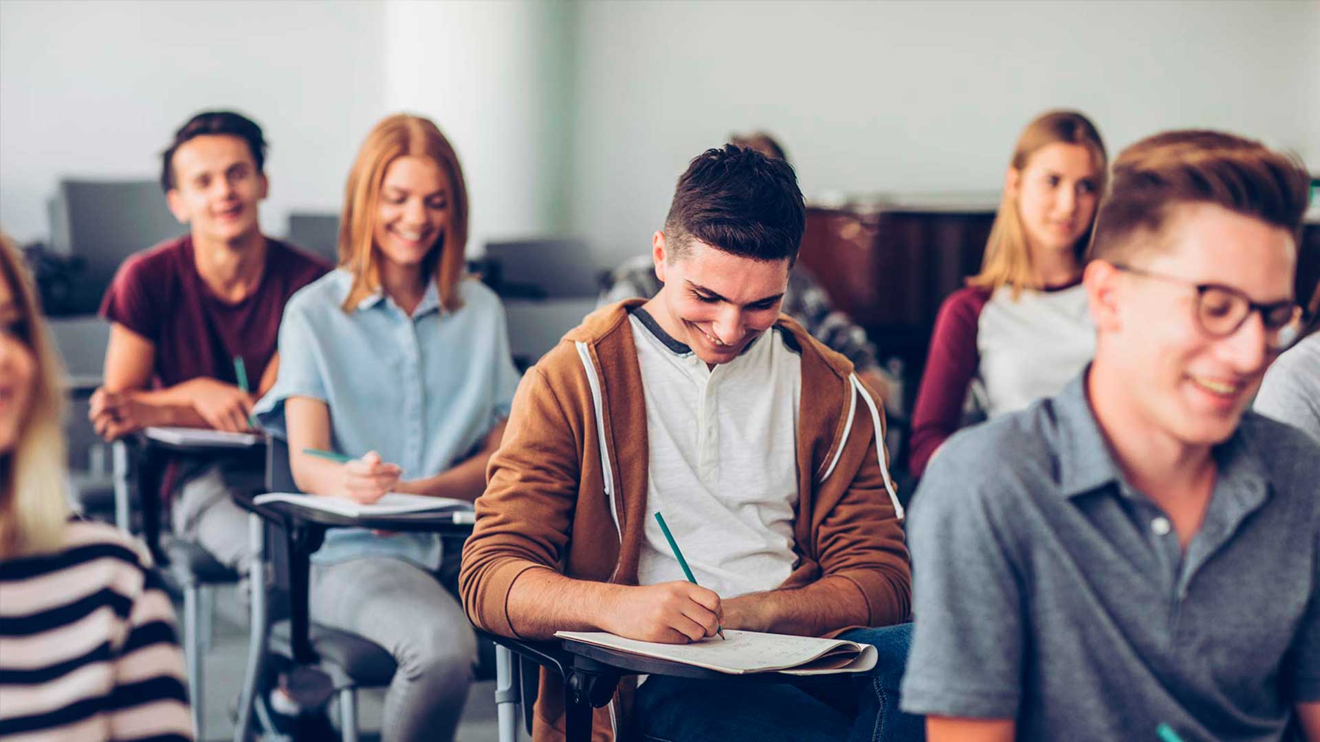 Encuentra una prepa para adultos cerca de ti y retoma tus estudios