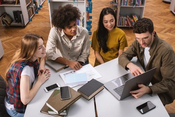 Carreras en la Universidad Maya Tuxtla: ¡Tu futuro educativo!
