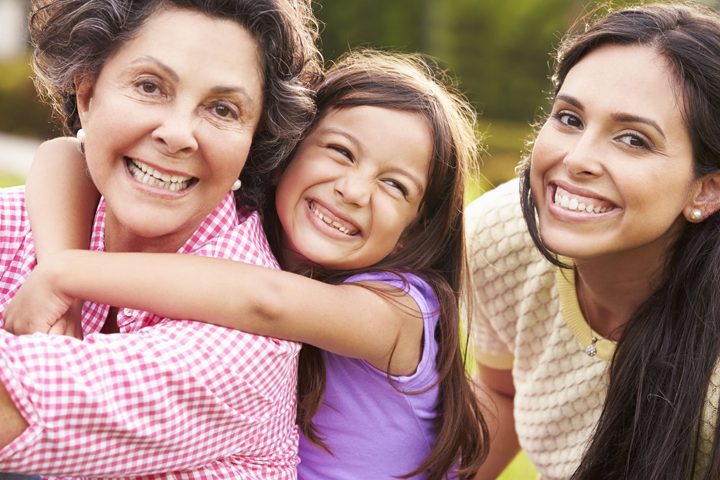 Consejos y recursos para apoyar a madres solteras