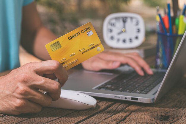 Opciones para comprar computadoras a crédito en línea