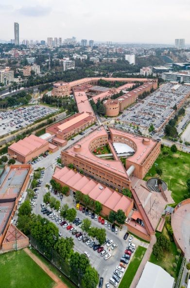 Precios y detalles de una maestría en la Universidad Iberoamericana