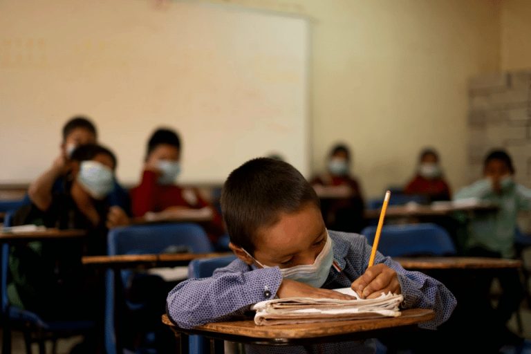 Proceso para solicitar becas en el colegio Chan Catzí en Veracruz