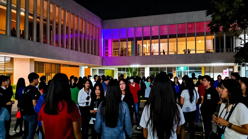 Evento universitario vibrante en UMSA Puebla