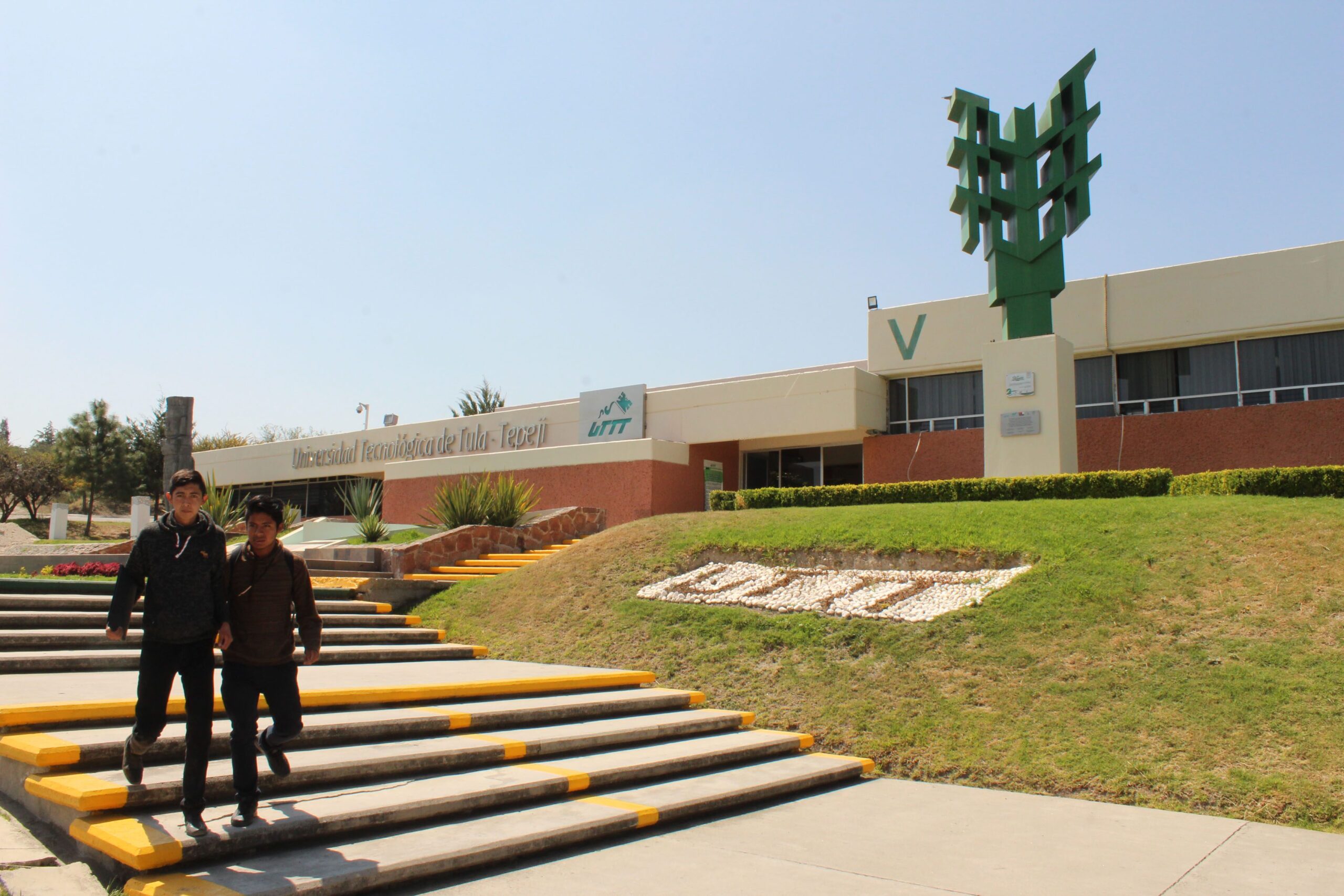 Variedad de carreras en la Universidad Tecnológica Tula-Tepeji